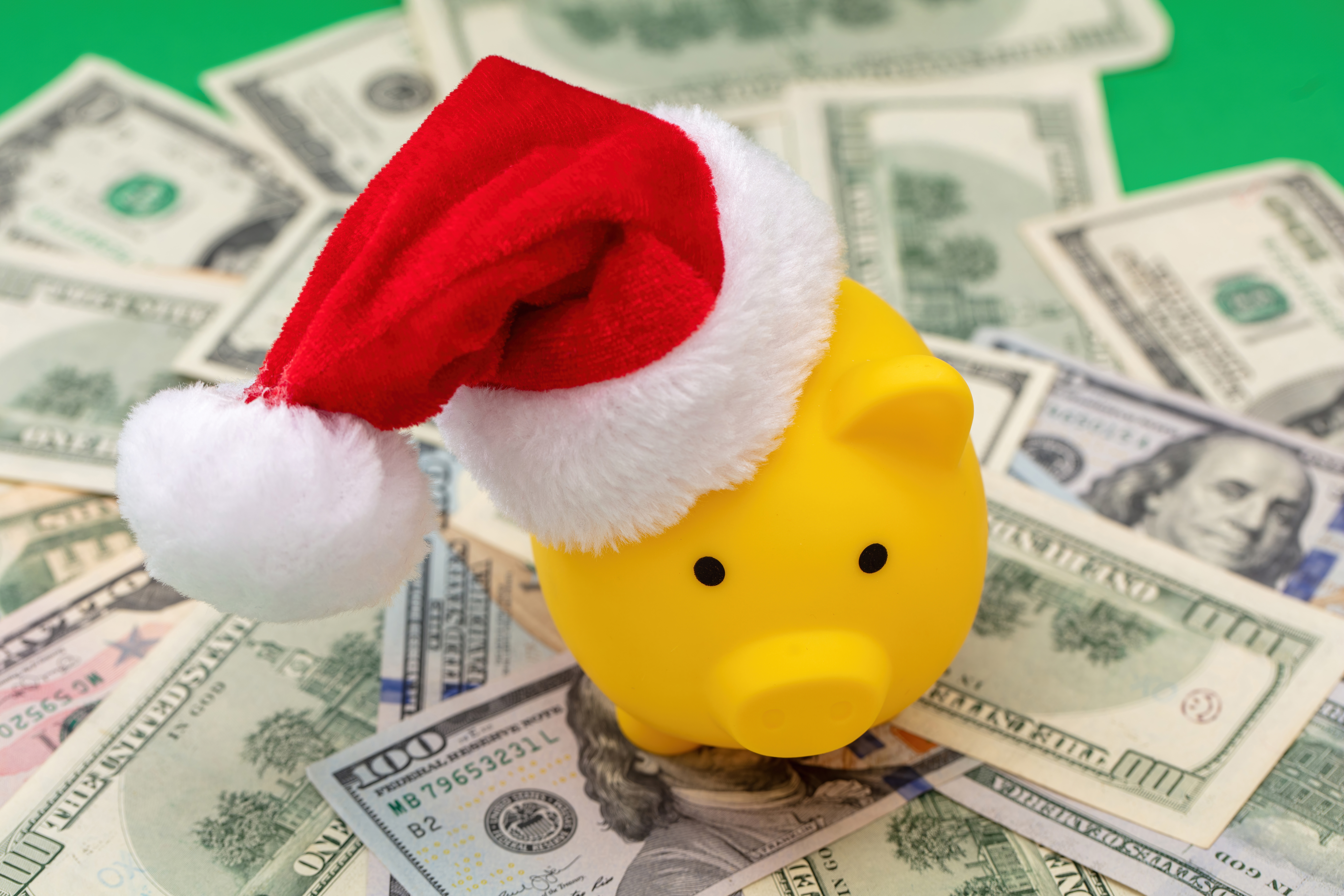How to Survive the Holidays When You Have Bad Credit (Without Falling Into Debt)